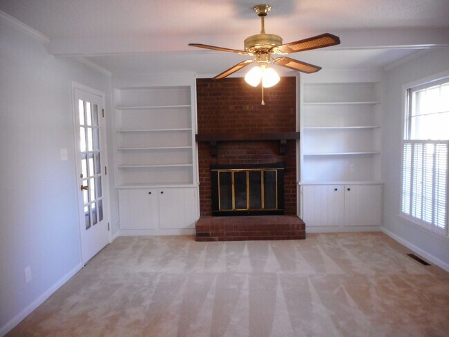 Building Photo - Northwest Greensboro NC Home for Lease