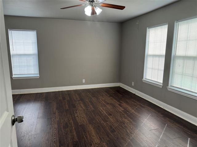 Building Photo - 2016 Deer Path Dr