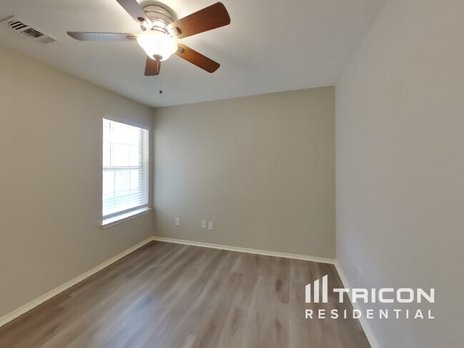 Building Photo - 9760 Stoney Bridge Rd