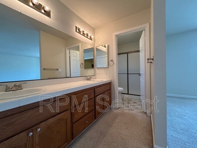 Building Photo - 1314 Jamestown Dr