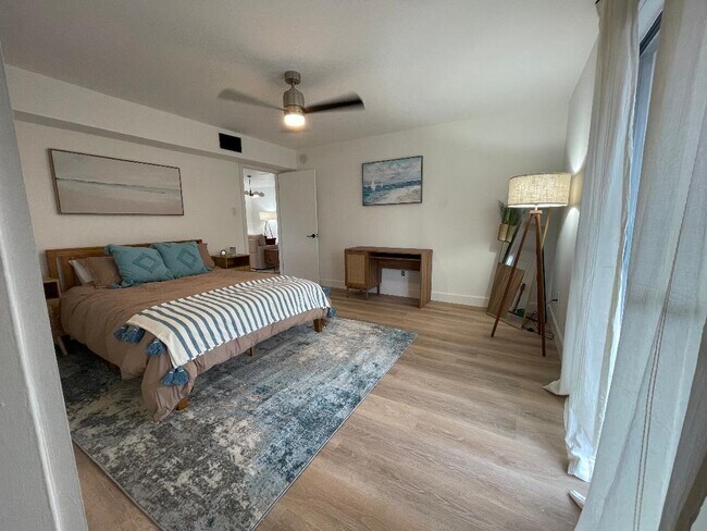 Building Photo - 1325 Bagby Ave