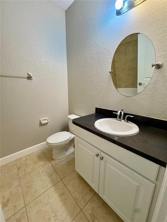 Building Photo - 165 Alexander Woods Dr