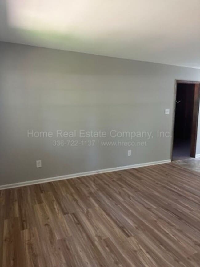 Building Photo - 4206 S Jasmin Ct