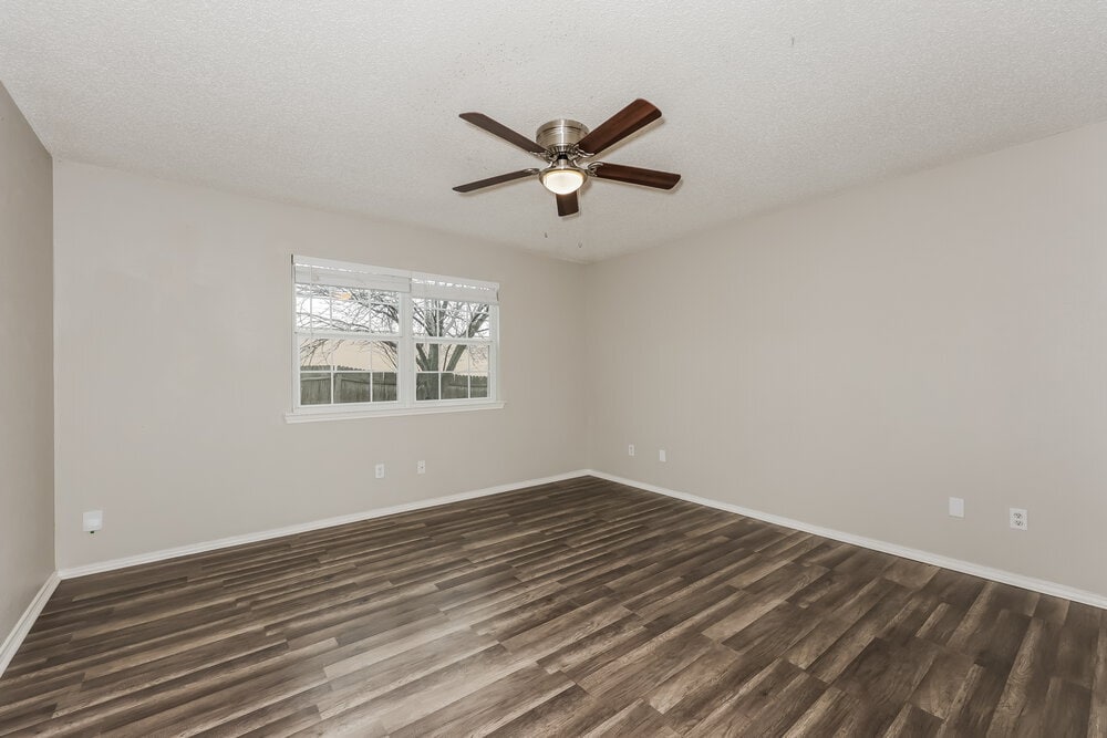 Building Photo - 140 Callender Dr