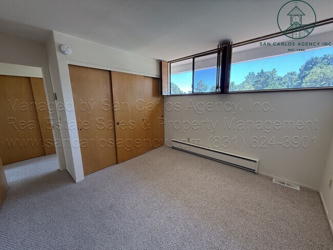 Building Photo - Two Bedroom High Meadow Condominium