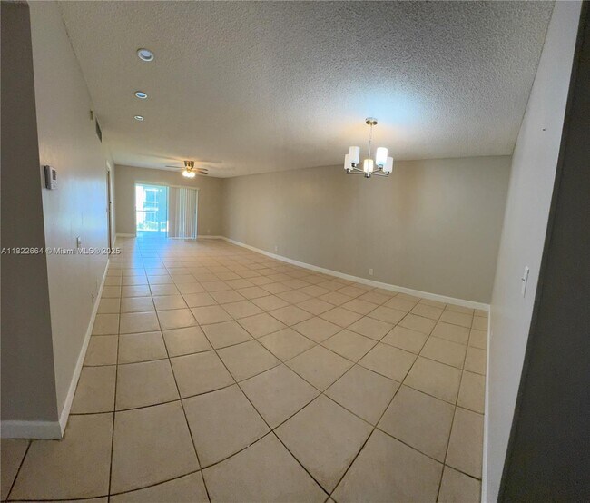 Building Photo - 3360 Spanish Moss Terrace