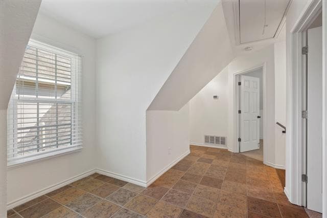 Building Photo - 5833 Victor St