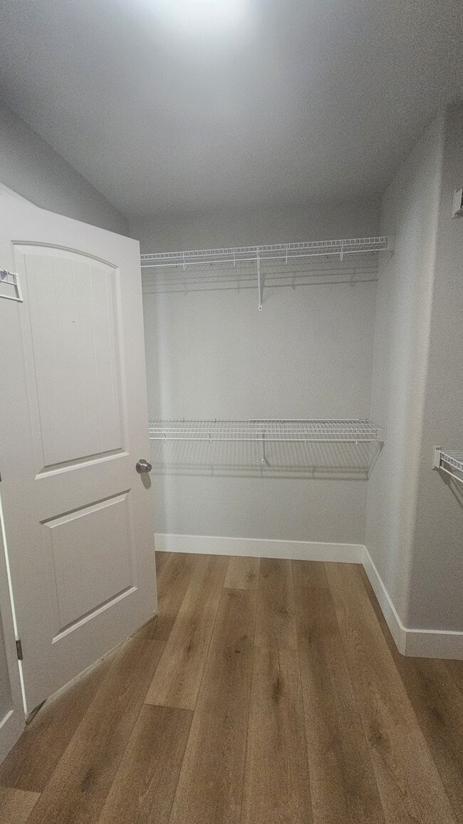 Building Photo - 3157 Rogue River Dr