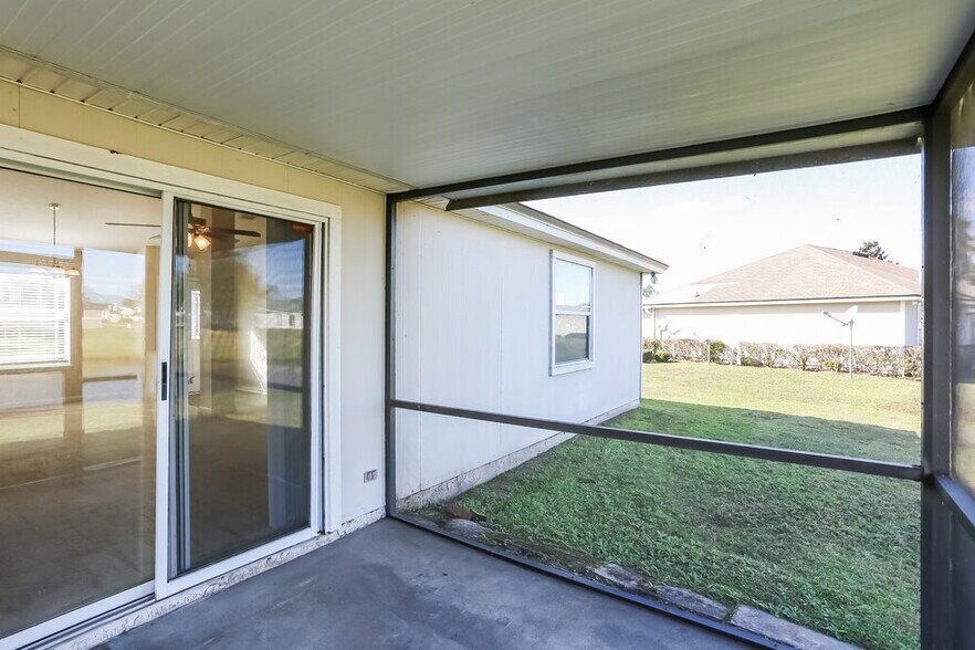 Building Photo - 11485 Rolling River Blvd