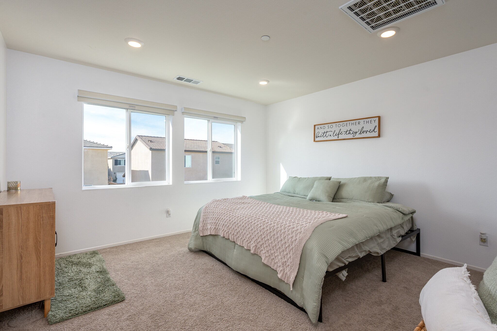 Building Photo - 30937 Viper Ct