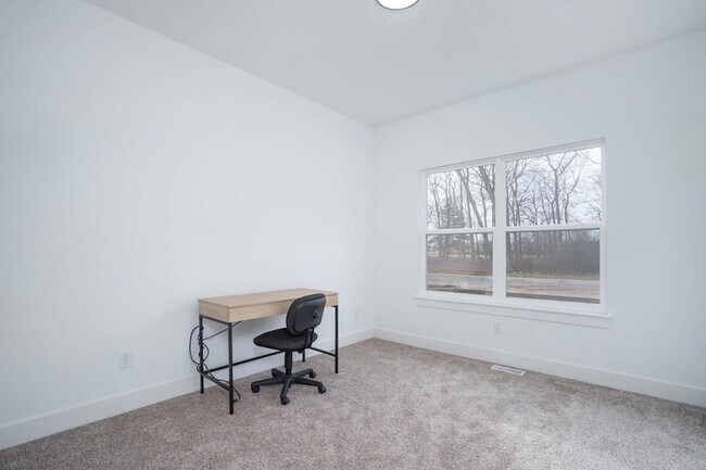 Building Photo - 1367 N Harper Ridge Dr