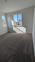 Building Photo - 1550 Hurst St