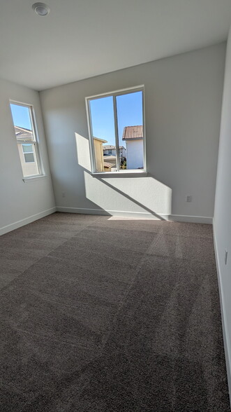 Bedroom - 1550 Hurst St