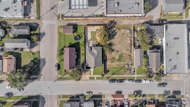 Building Photo - 5322 Avenue K