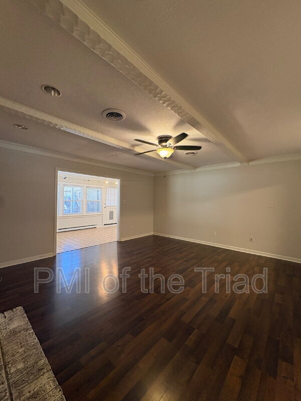Building Photo - 1349 Amylee Trail