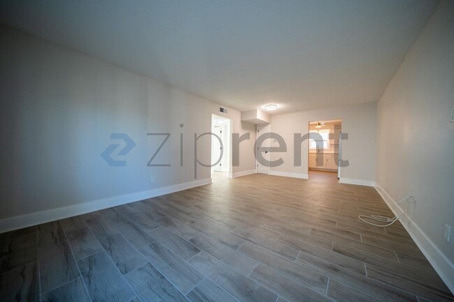 Building Photo - 7338 Coquina Way