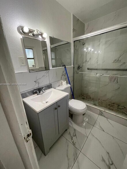 Building Photo - 2801 Mayo St