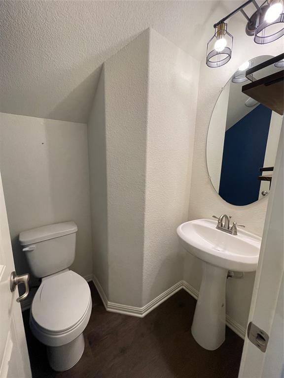 Building Photo - 142 Simon