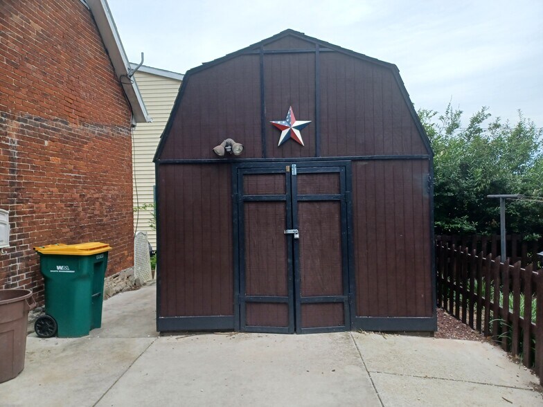 Shed - 26 Cottage St