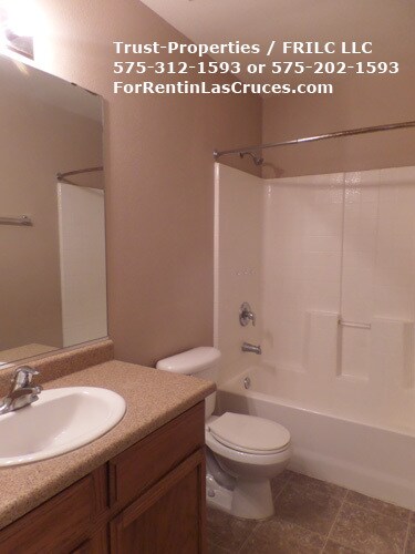 Building Photo - Spacious 4/2 close to WSMR and NASA