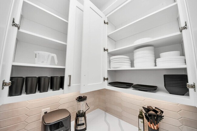 Building Photo - 3620 Du Bois St