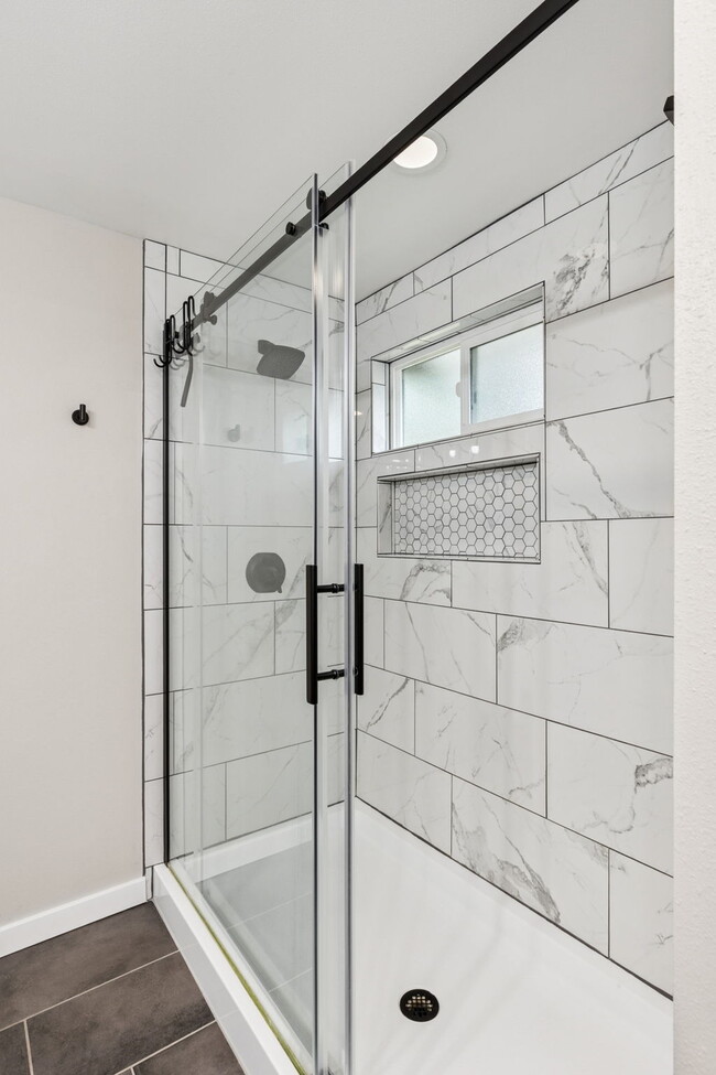 Building Photo - 9488 Olson Rd NW