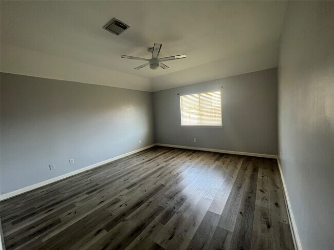 Building Photo - 19631 Plantation Tree Ct