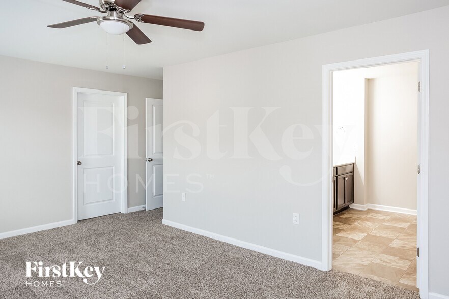 Building Photo - 4203 Long Arrow Dr