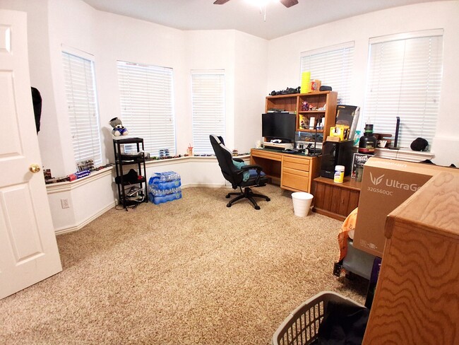 Building Photo - 345 Belmont Pl