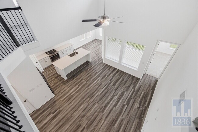 Building Photo - 12713 Brave Tenderfoot Trl