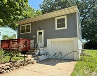 Building Photo - 1421 Osage Trail St