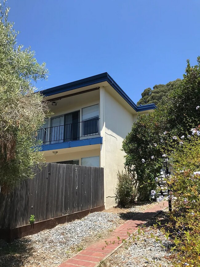 Building Photo - 7137 Soquel Drive