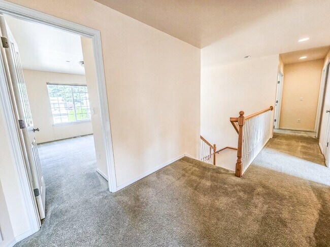 Building Photo - 4424 239th Pl SE