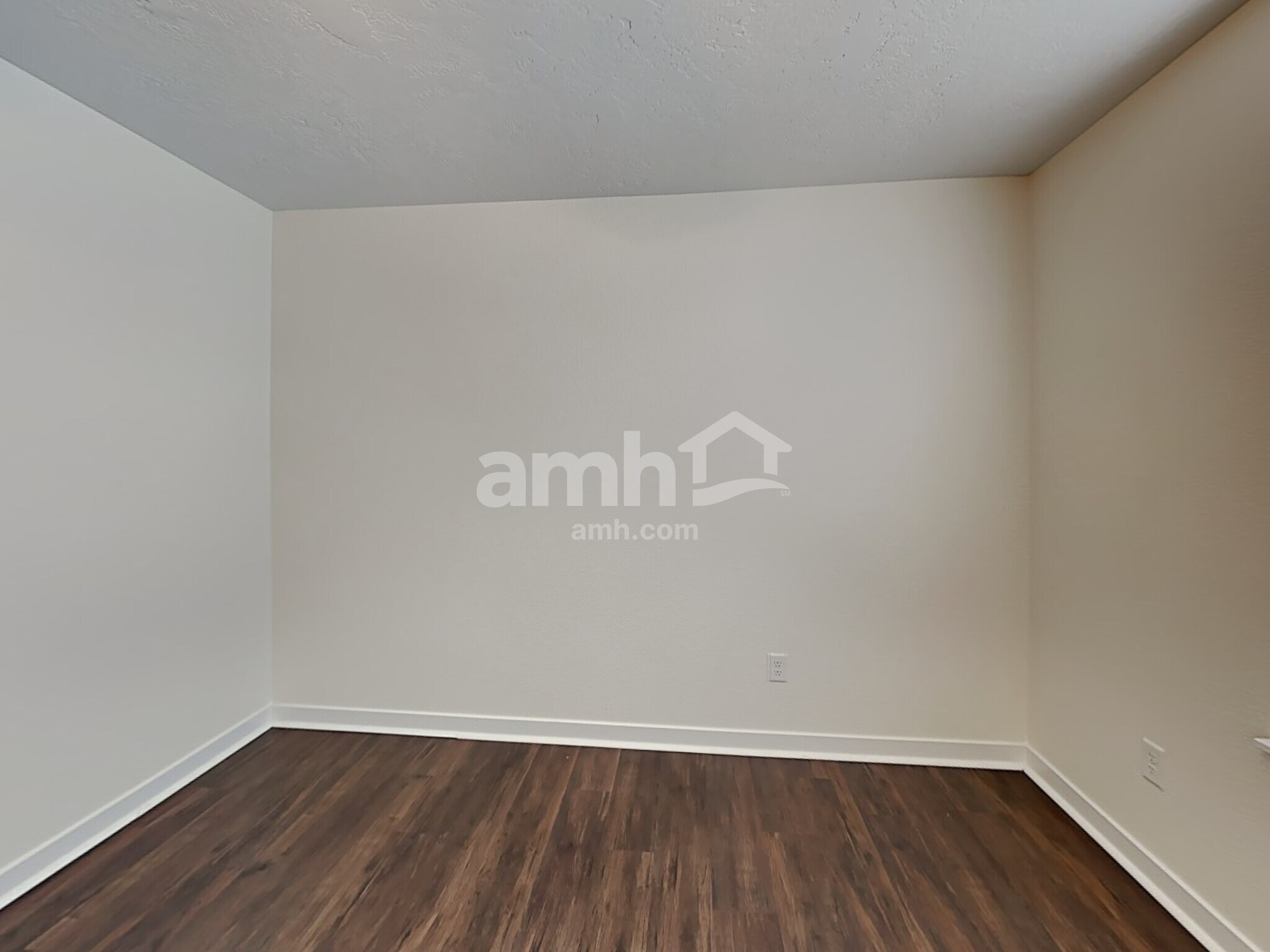 Building Photo - 4537 N Alester Ave