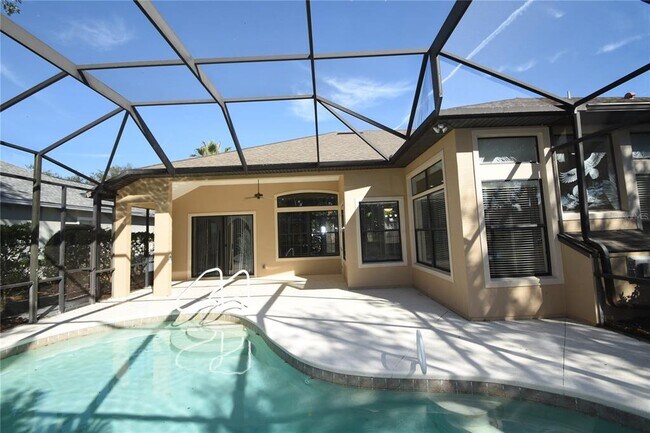 Building Photo - 16 Eastlake Dr