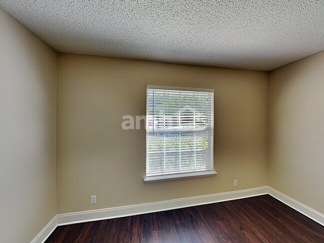 Building Photo - 2895 Majestic Oaks Ln