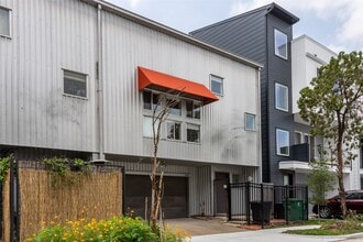 Building Photo - 1424 Bailey St