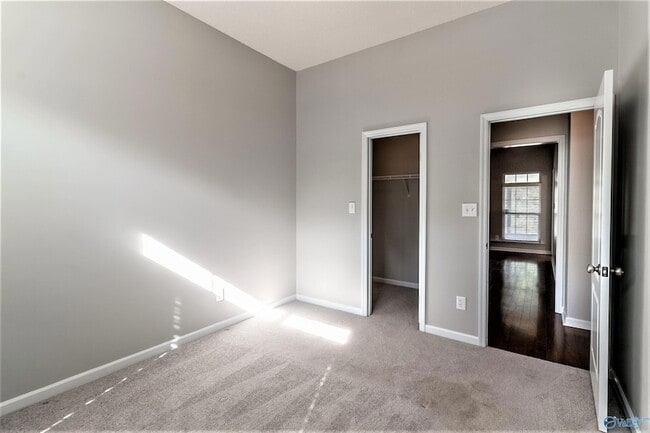 Building Photo - 111 NW Wittington Ln