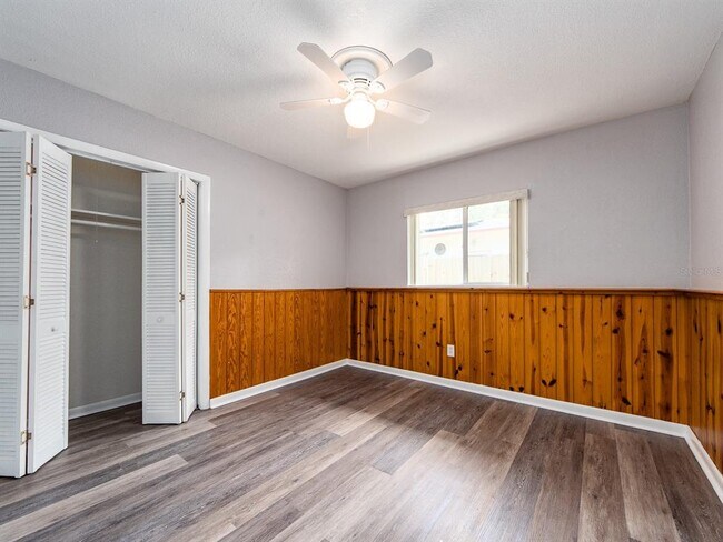 Building Photo - 1549 Linwood Dr