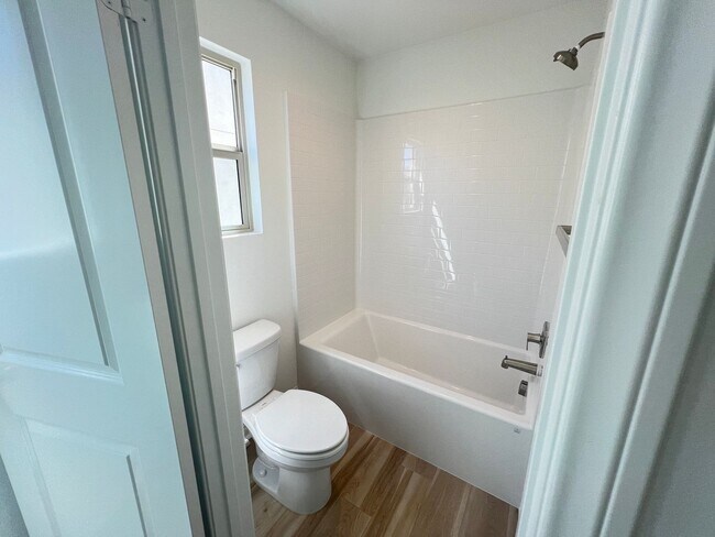 Building Photo - 21469 Thomas Ct