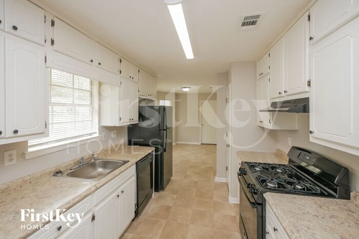 Building Photo - 1785 Hearthstone Way