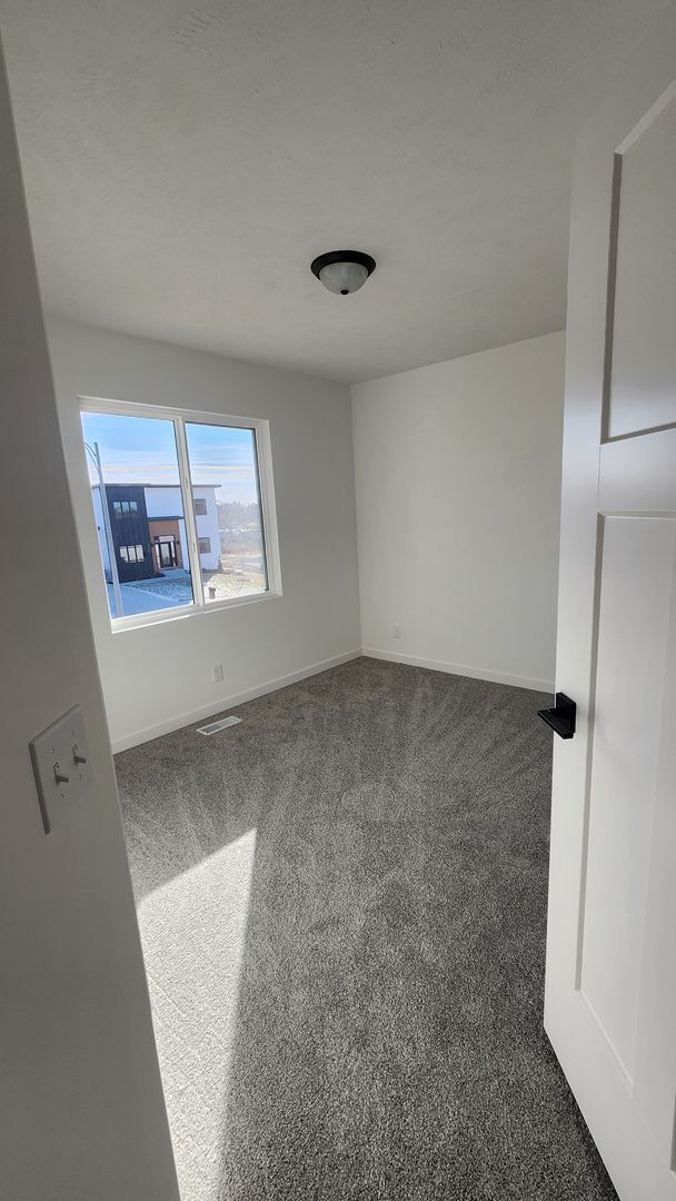 Building Photo - Brand New Construction - Popular Elkhorn Location!!