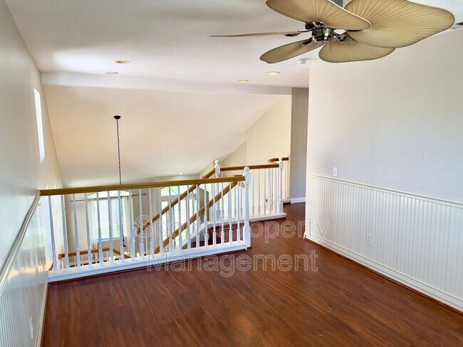 Building Photo - 39511 Bainbridge Cir