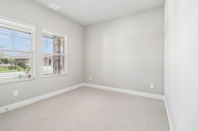 Building Photo - 6206 Castamere Dr