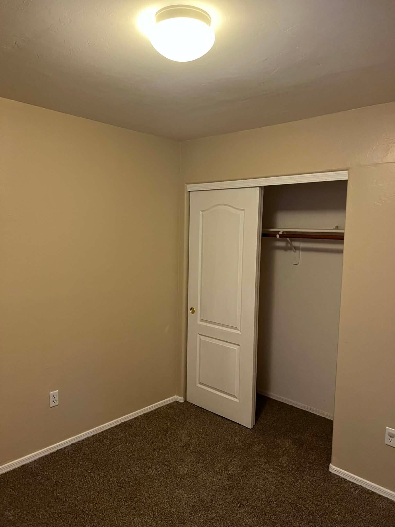 Building Photo - 8855 N Moonfire Dr