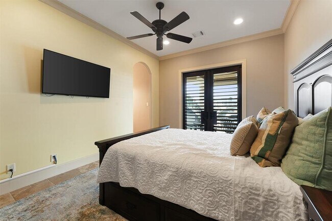 Building Photo - 12375 Tramonto Dr