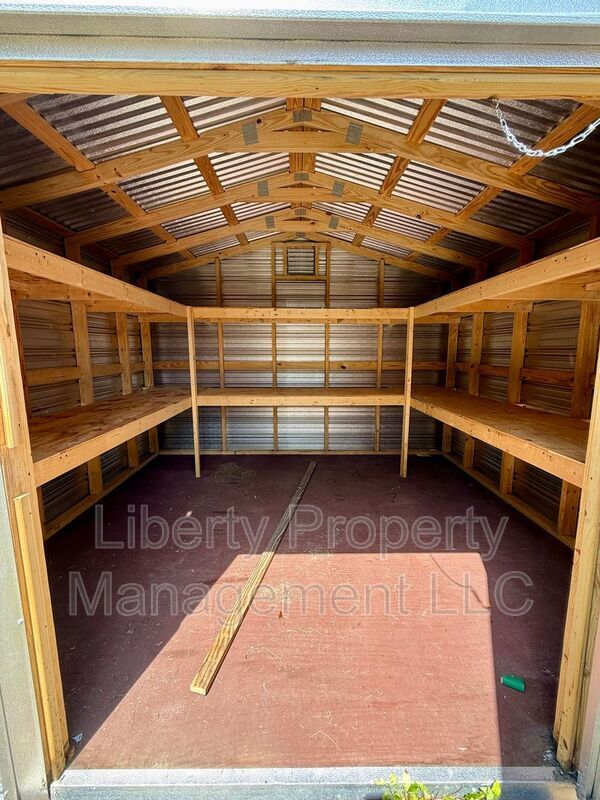 Building Photo - 5929 Spinner Rd