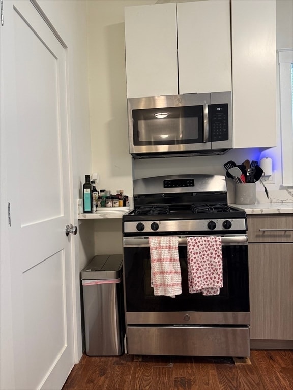 Building Photo - 229 Charles St