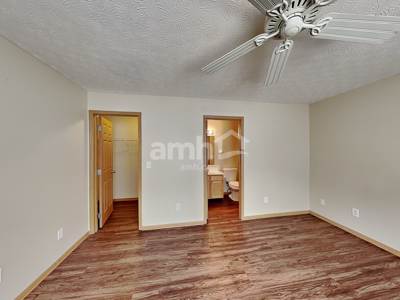 Building Photo - 6019 Haydens Crossing Blvd