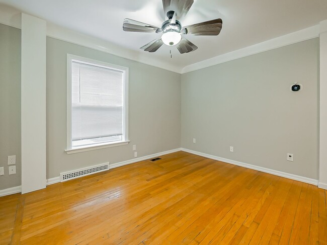 Building Photo - 3170 Dixie Hwy